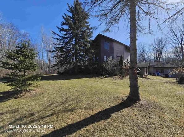 5825 Hasco Rd, Vassar, MI 48768
