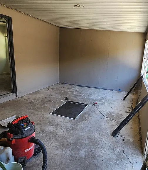 5904 Thorn St — Photo 21