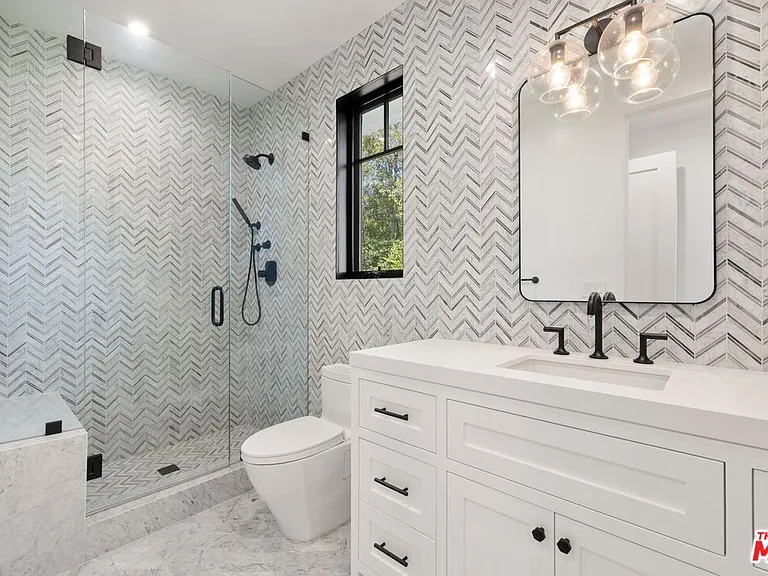 1744 Correa Way — Photo 17