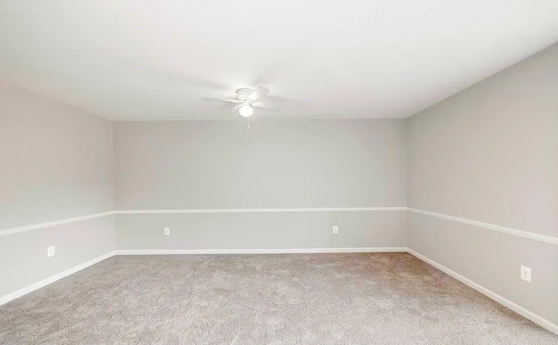 2 bed, $2,300 — Photo 2