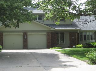 1206 S 138th St, Omaha, NE 68144