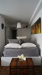 Rented by R New York