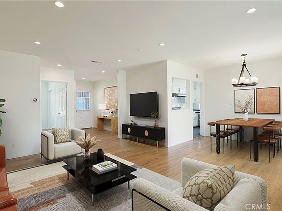 3rd image of 20743 Cantara St