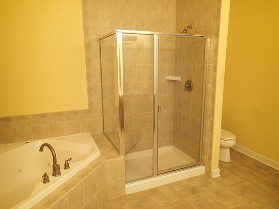 5th image of 1347 Rosewood Ct