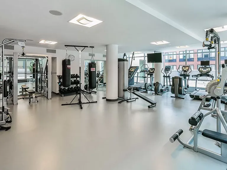 1 York St #6D — Photo 16