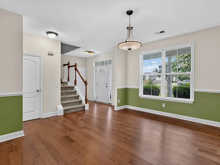 152 Spindle Way — Photo 2