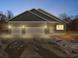 1412 Bethel Ct, Faribault, MN 55021