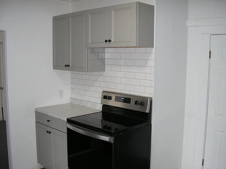 16 Beech St #2 — Photo 7