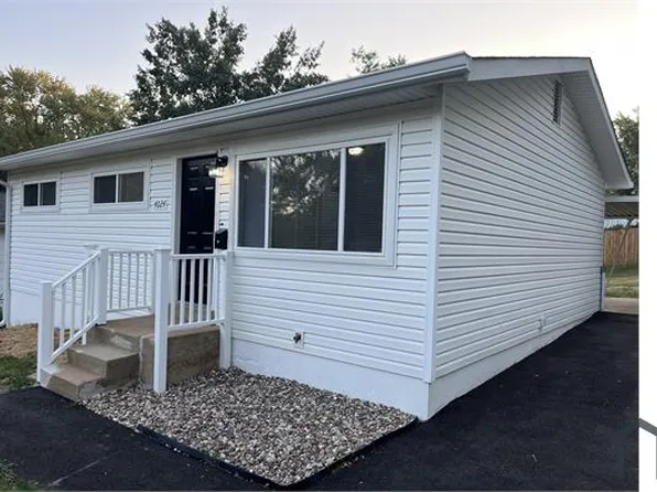 4024 Shirley Dr, Saint Louis, MO 63121