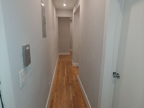 5th image of 124 E 103rd St #8A