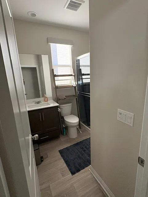 1 bed, 300 sqft, $1,250 — Photo 3