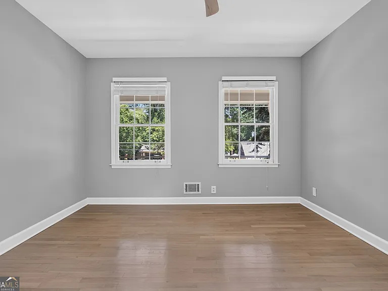 4854 Springfield Dr — Photo 50