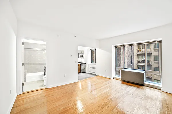 Rented by REAL New York | media 15