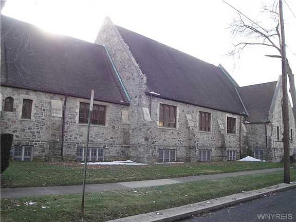 3rd image of 650 Park Pl