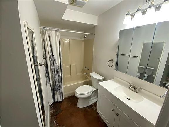 5th image of 4000 Dumaine St Unit A