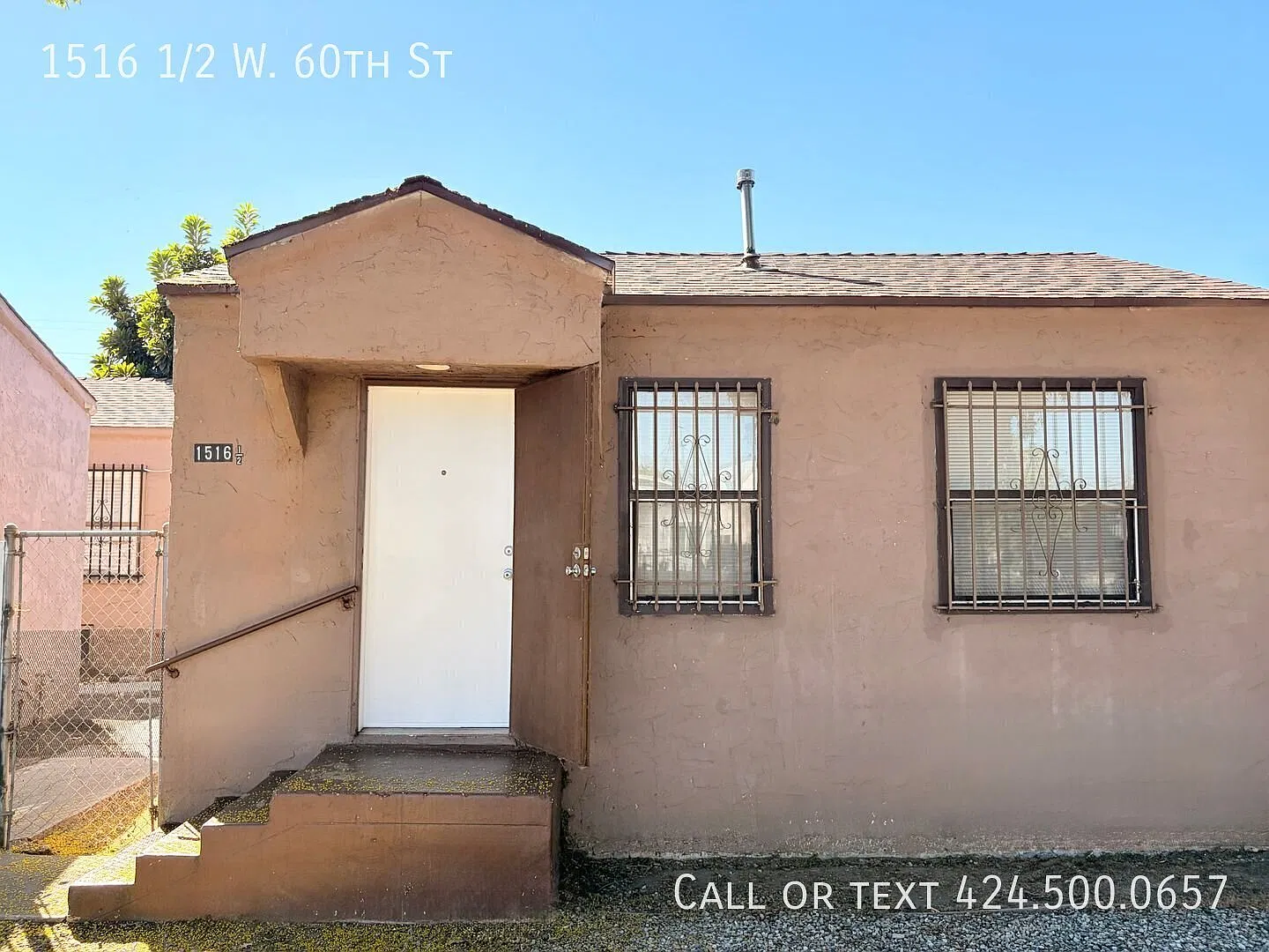 1BD/1BA Apartment in South LA — Photo 2