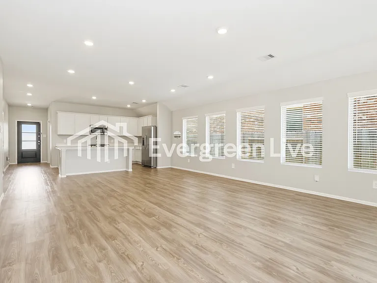 119 Southern Red Oak Ln — Photo 7