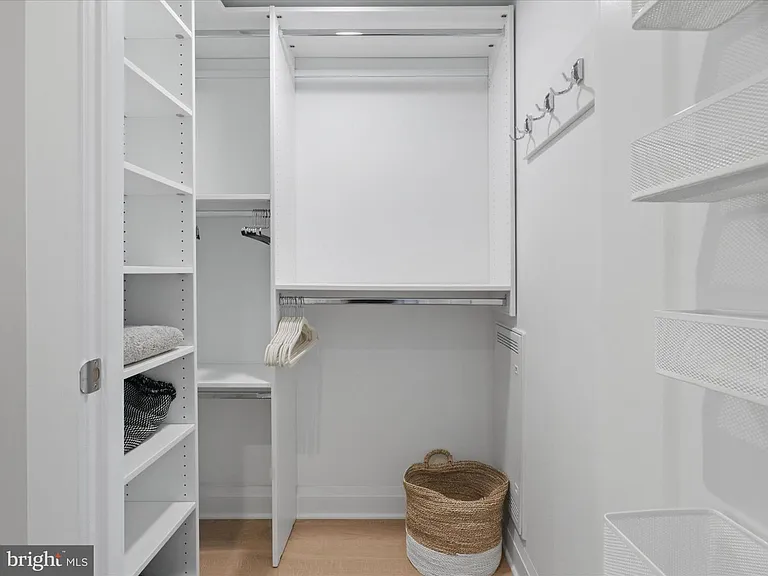 925 Fairfax St #704 — Photo 8