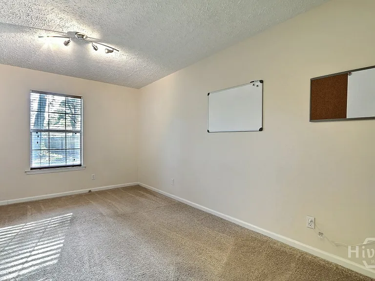 307 Mapmaker Ln — Photo 16