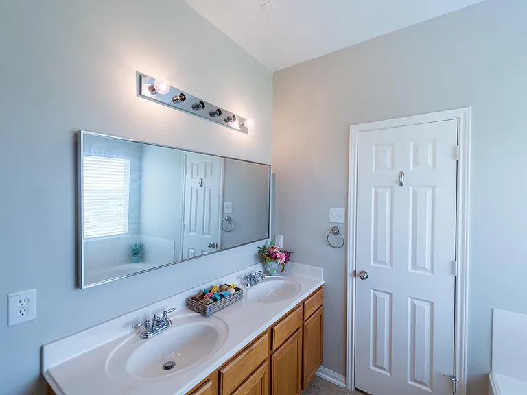 2834 Sage Bluff Ave — Photo 22
