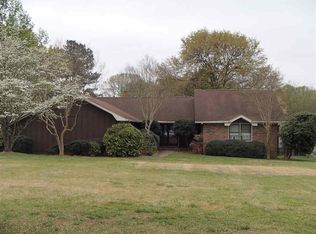 117 Shoally Park Dr, Boiling Springs, SC 29316