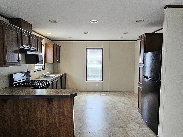 Lafayette Place — Photo 14