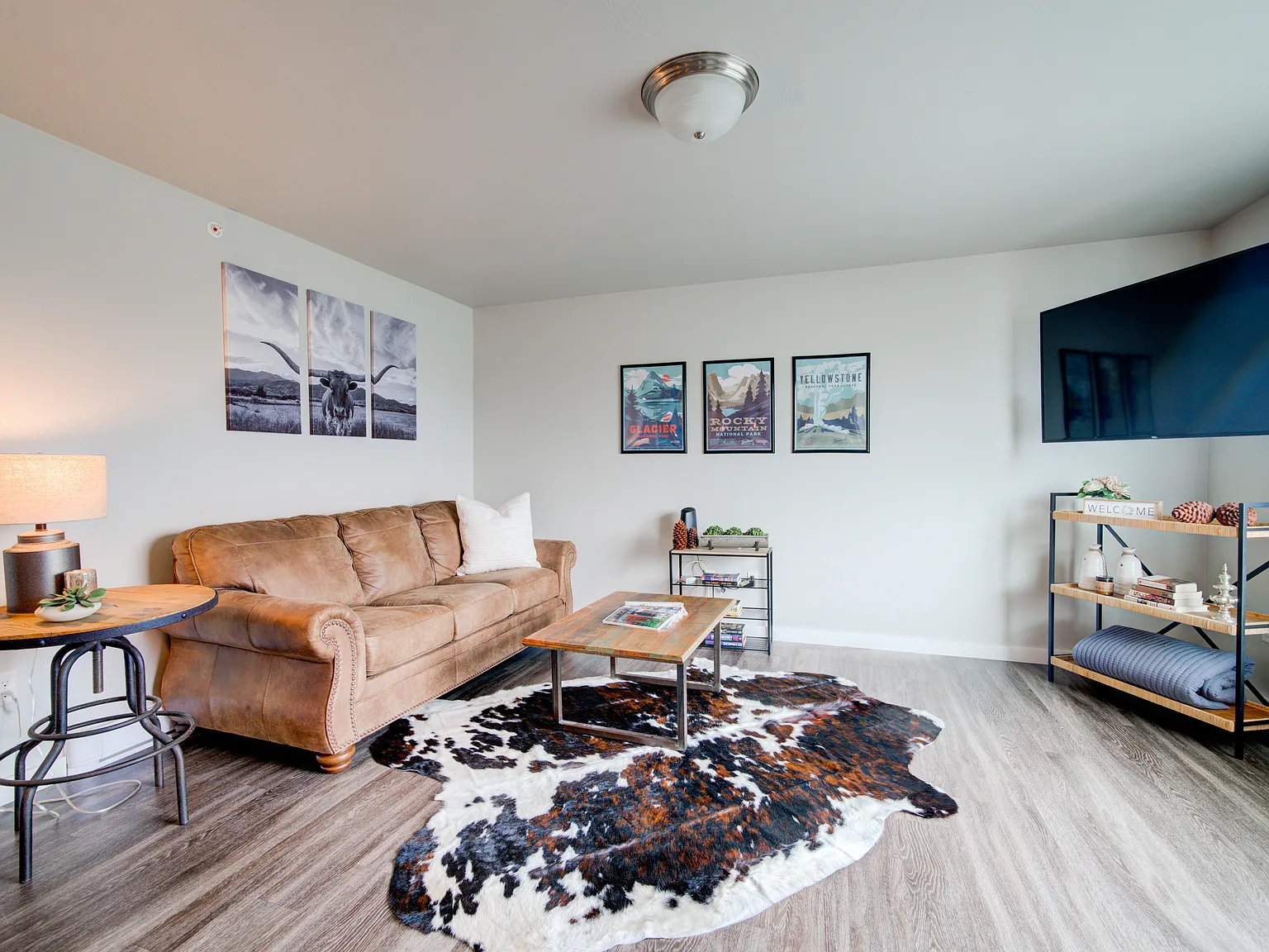 2 bed, 1000 sqft, $1,800 — Photo 3