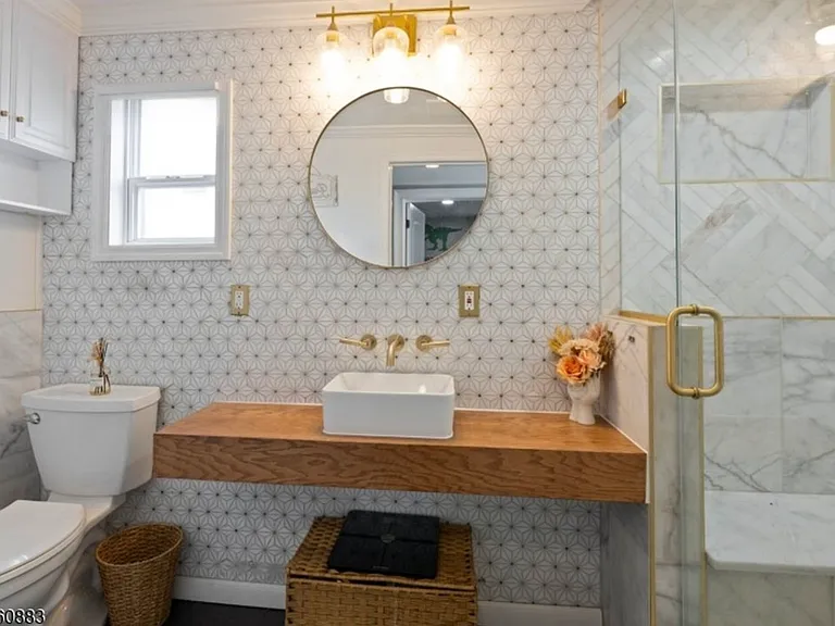19 Gordon St #1 — Photo 7