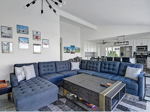 5th image of 862 S Nueva Vista Dr