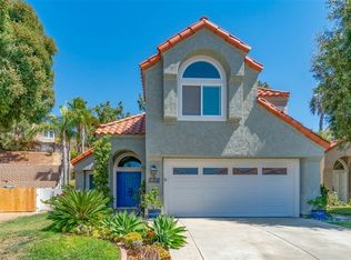 1466 Portofino Dr, Vista, CA 92081