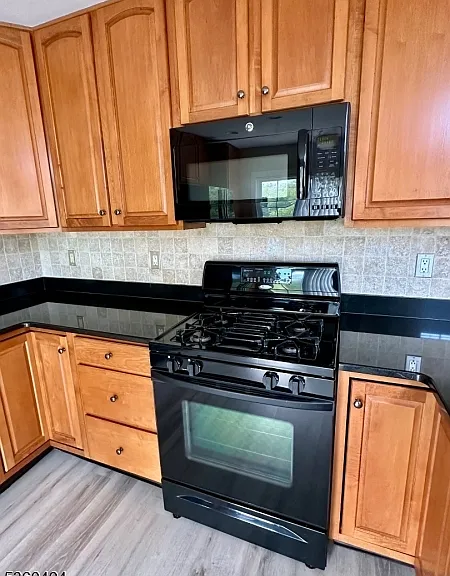 35 Magnolia Way #35 — Photo 16