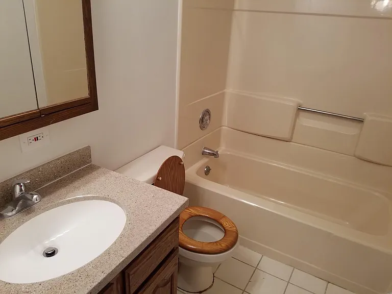 Bathroom 4