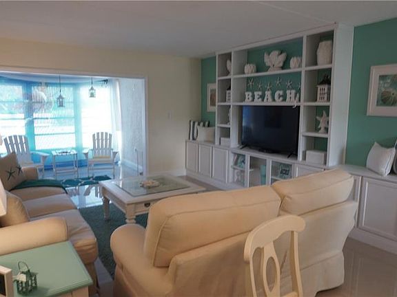 5th image of 1020 De Leon Dr #308