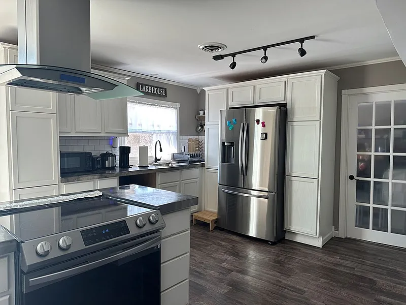 Thumbnail 13