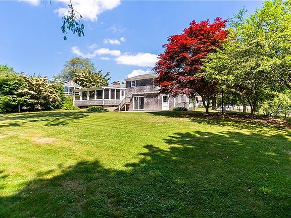 2nd image of 36 Roosevelt Dr