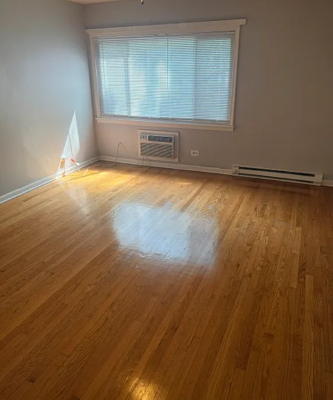 7006 S Cregier Ave #1A — Photo 3