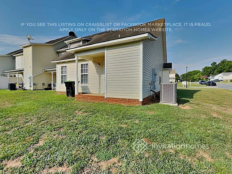 101 Blackthorne Ct — Photo 16