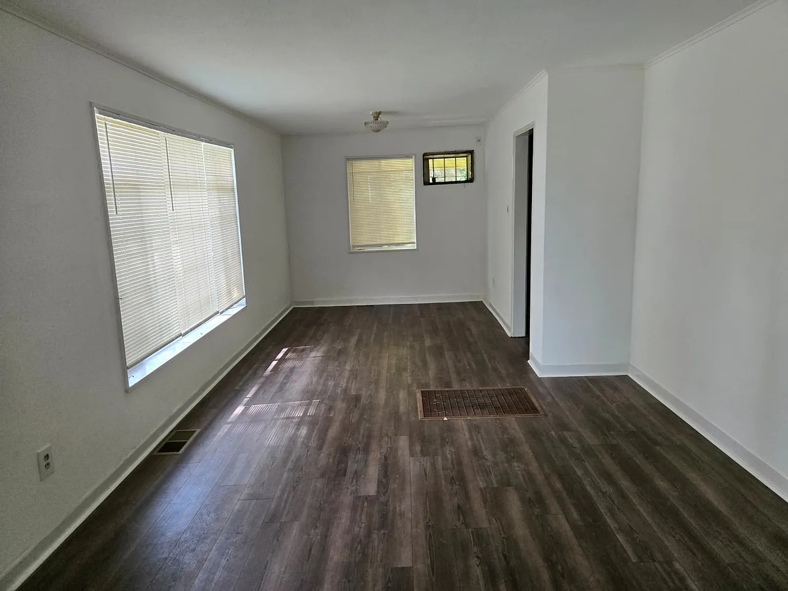 2826 Oak Forest Drive - 1 — Photo 2