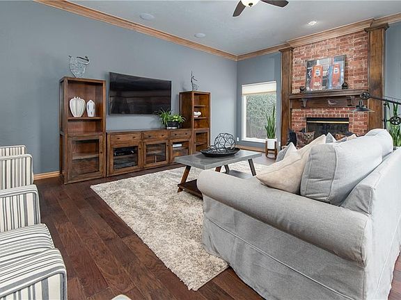 4th image of 12605 Flagstone Ct