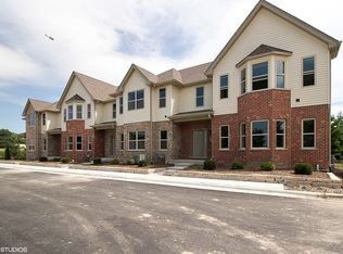 18710 Mill Creek Dr, Mokena, IL 60448