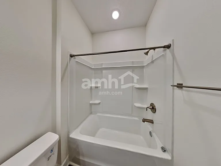 2450 Ixora Ct — Photo 20