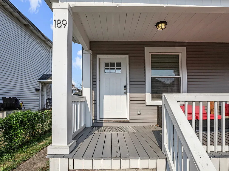 189 Avondale Ave — Photo 22
