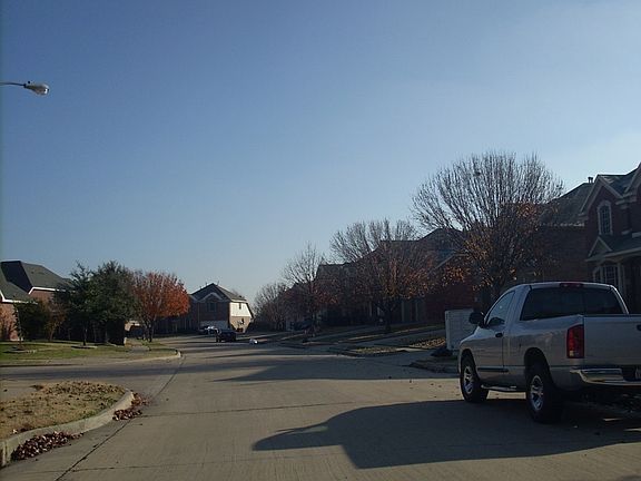 4th image of 315 Shelby Ln