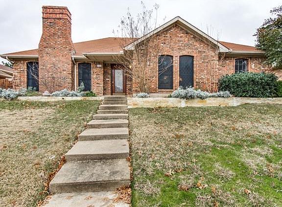 2nd image of 1504 Sunnyslope Dr