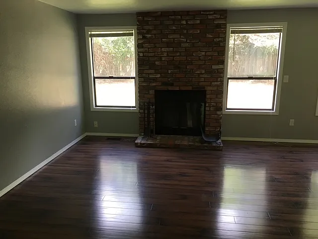 17617 Nicole Ln — Photo 4