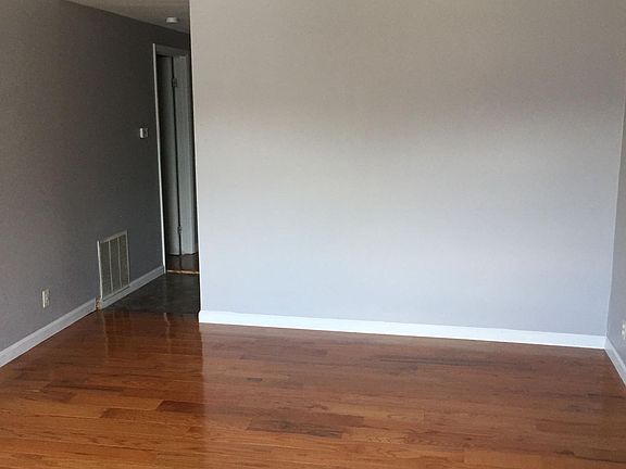 5th image of 308 Clara Ave #24