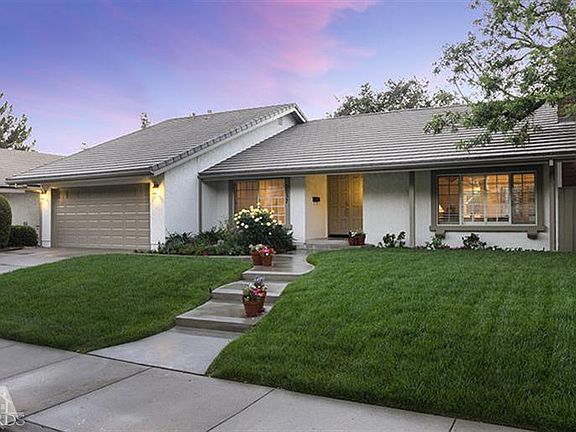 2nd image of 3037 Sierra Dr