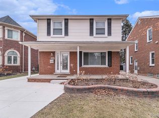 22552 Heinze St, Dearborn, MI 48128