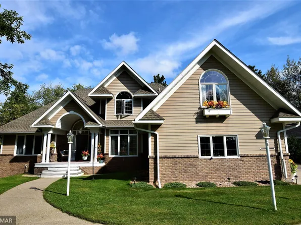 204 River Dr NE, Baudette, MN 56623