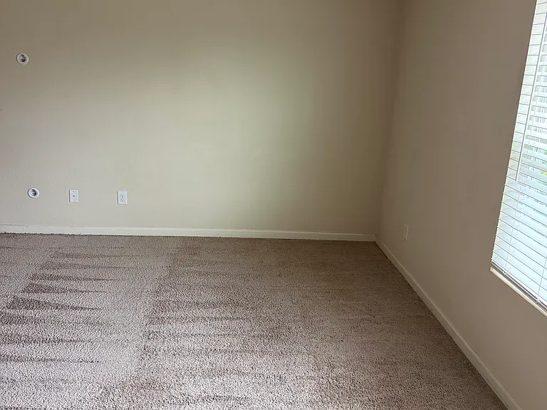 758 Independence Ave — Photo 8
